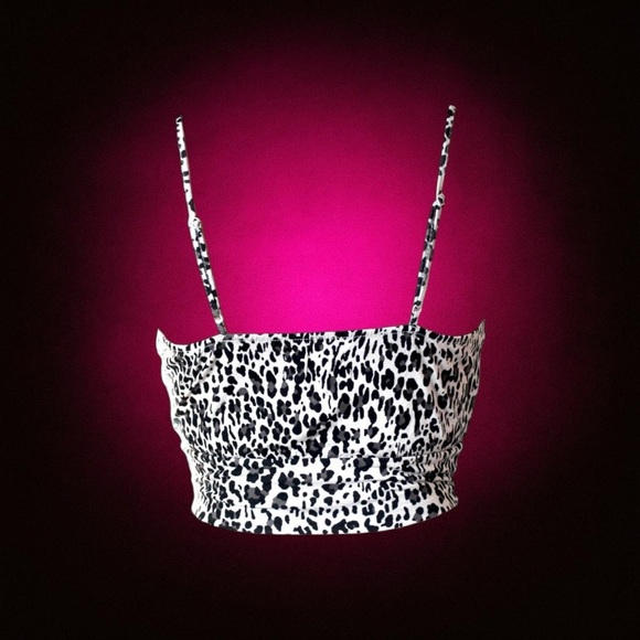 UO cowl neck leopard print cropped tank top - Picture 2 of 4